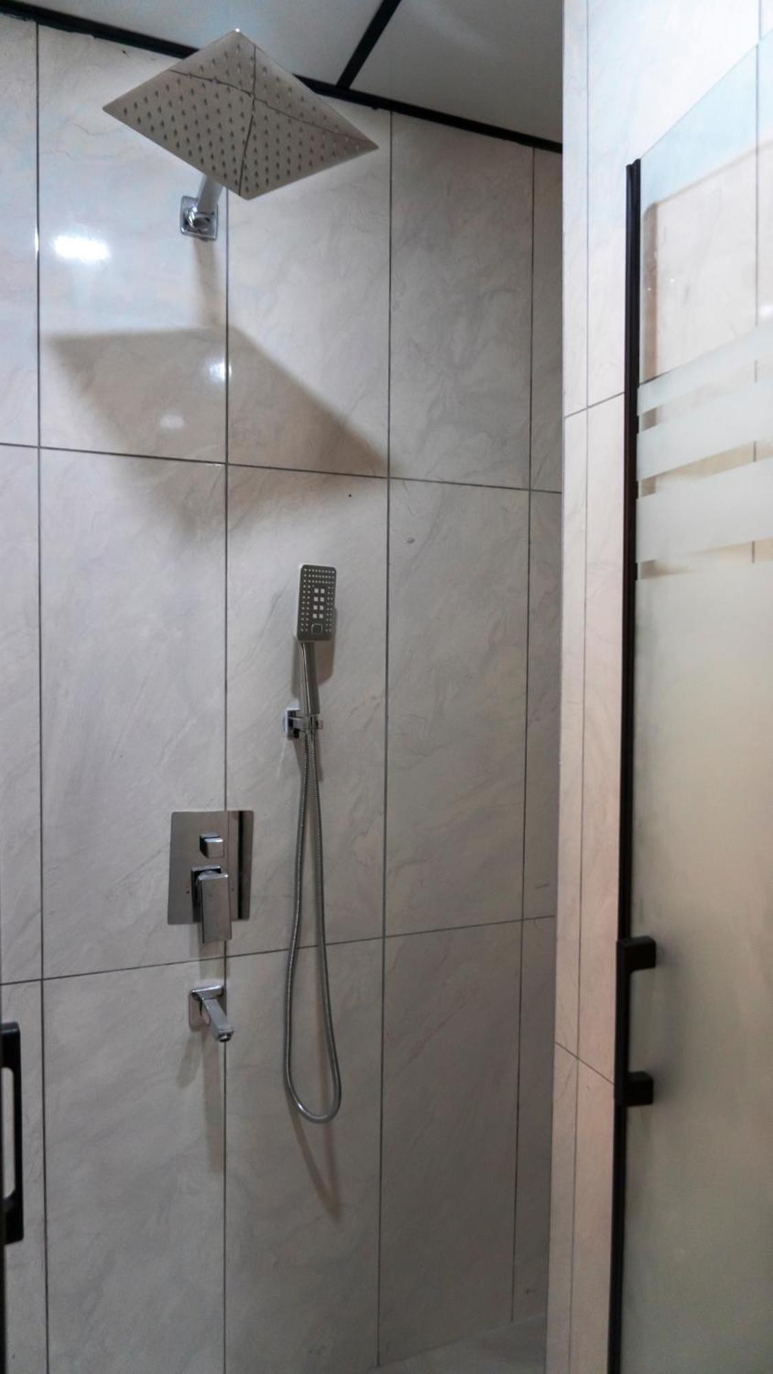 Rain Hotel Kizkalesi Esterno foto