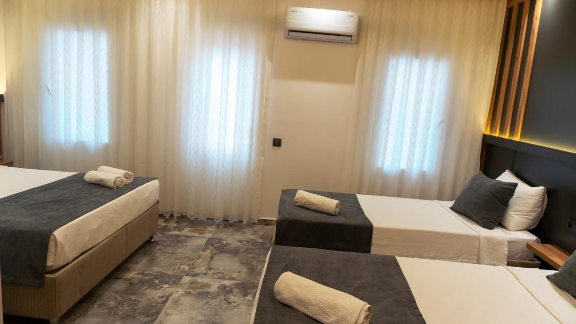 Rain Hotel Kizkalesi Esterno foto