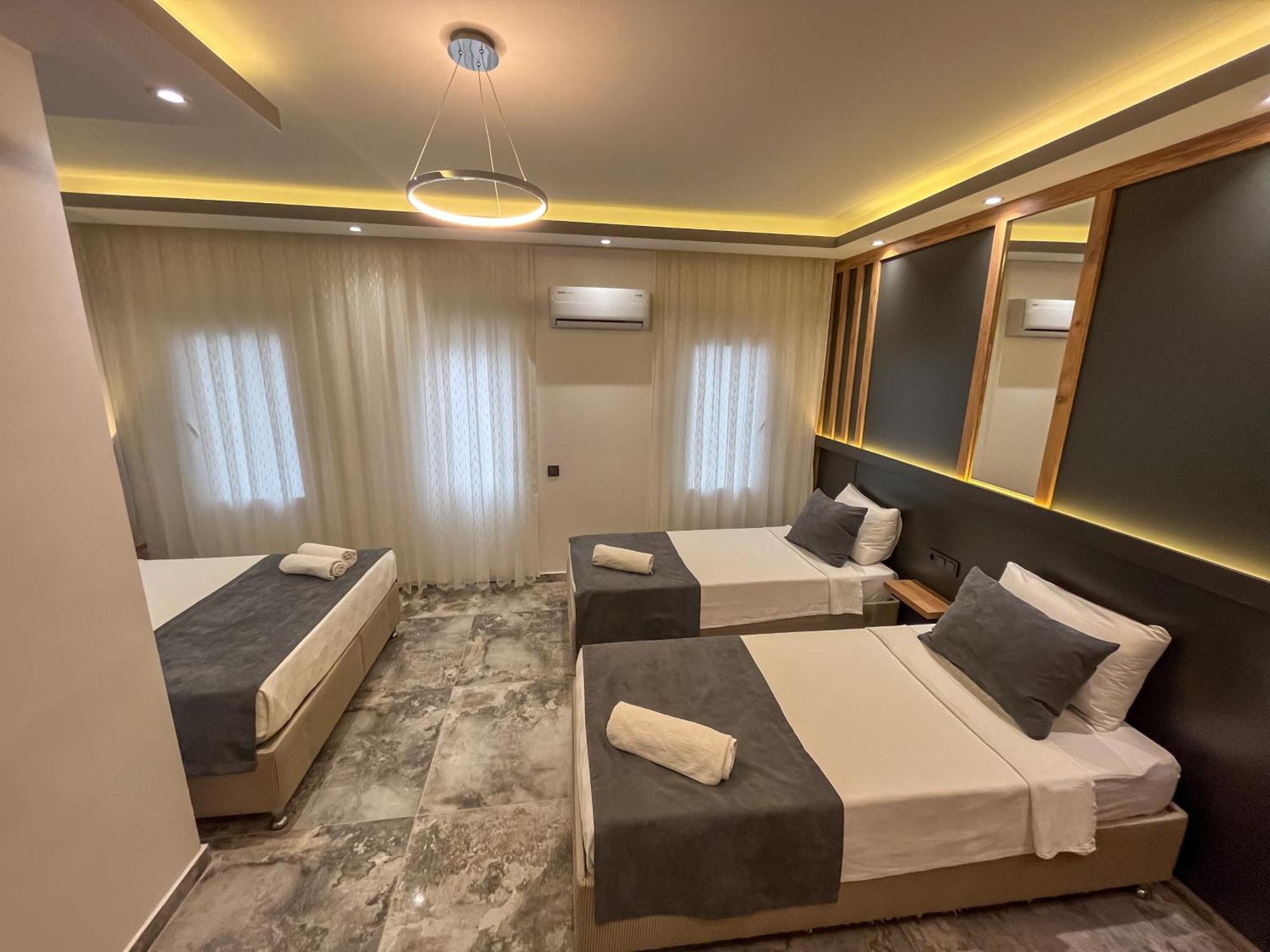 Rain Hotel Kizkalesi Esterno foto